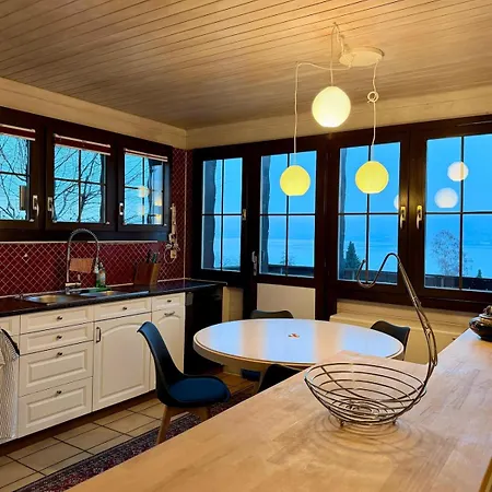 Chalet Apartment Faulensee شقة