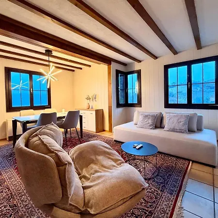 Chalet Apartment Faulensee דירה Faulensee